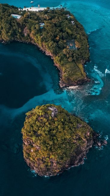 Detail Gambar Pulau Kecil Dari Udara Number 11