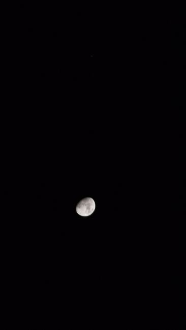 Detail Foto Langit Malam Dengan Bulan Number 19