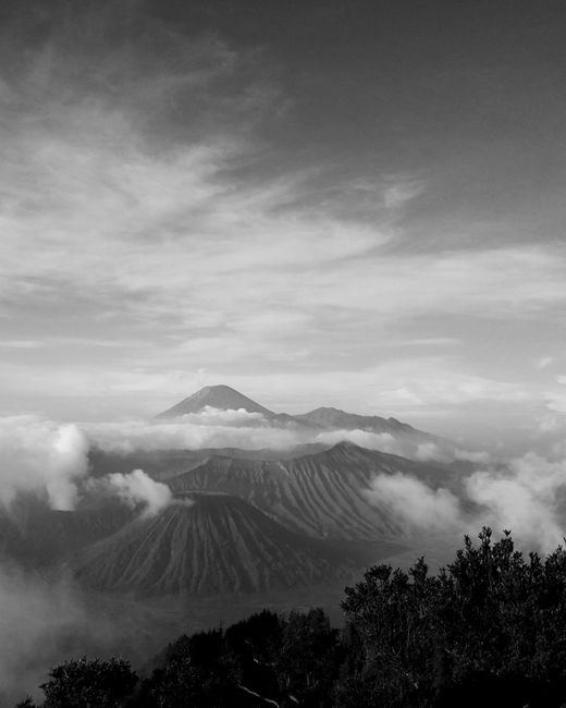 Detail Foto Pemandangan Kawah Bromo Number 17