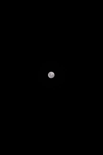 Detail Foto Langit Malam Dengan Bulan Number 17