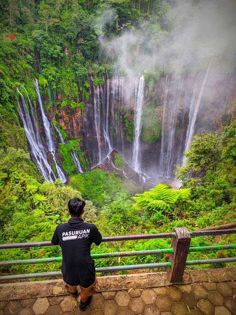 Foto Air Terjun Tumpak Sewu D867