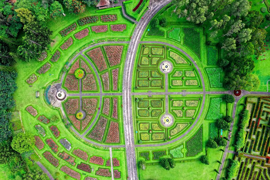 Detail Gambar Taman Bunga Dari Atas Number 7
