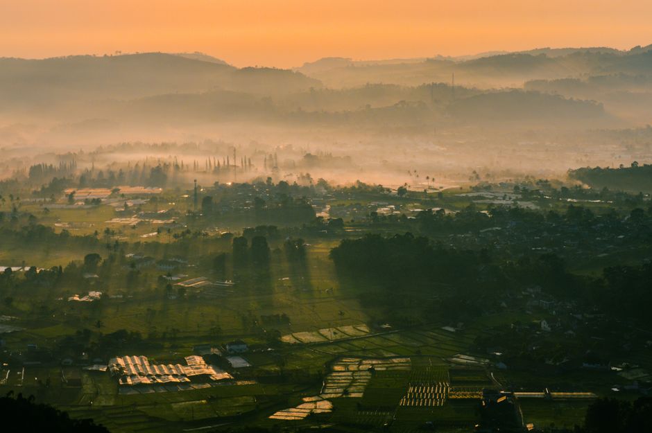 Detail Gambar Landscape Golden Hour Number 19