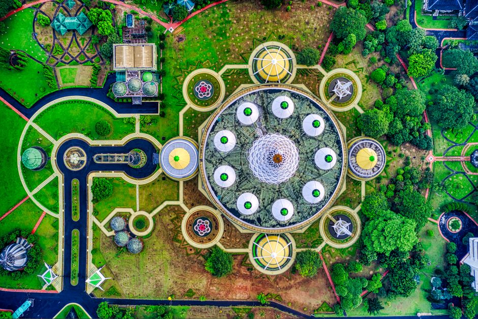 Detail Gambar Taman Bunga Dari Atas Number 9