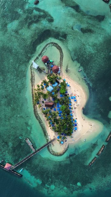 Detail Foto Aerial Pantai Pasir Putih Number 12