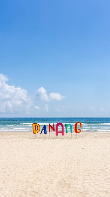 Detail Gambar Pantai Kartun Yang Indah Number 3