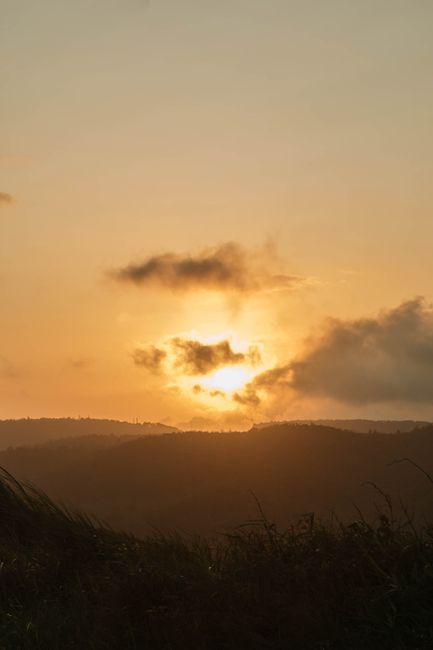 Detail Gambar Landscape Golden Hour Number 11