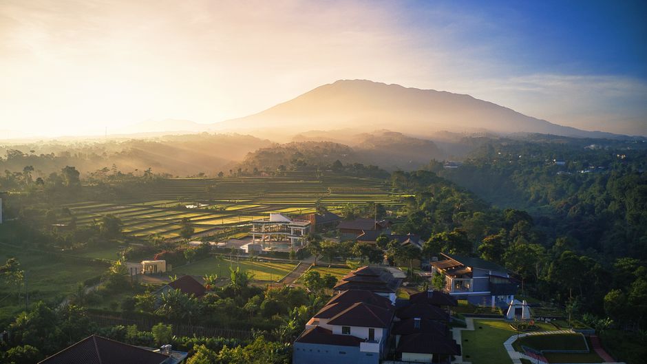 Detail Foto Pemandangan Puncak Bogor Number 6