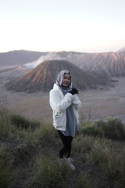 Detail Foto Pemandangan Kawah Bromo Number 16