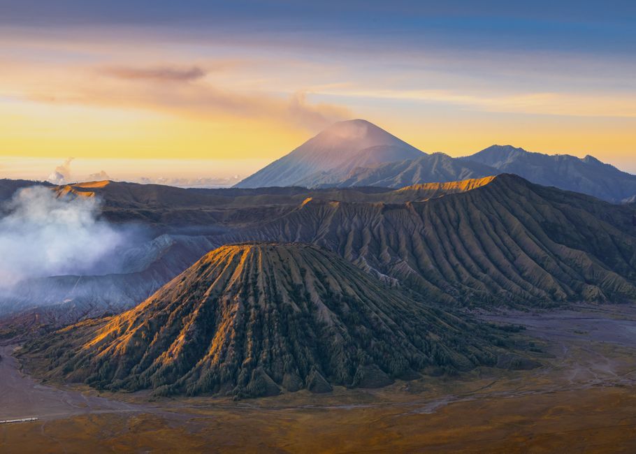 Detail Foto Gunung Bromo Saat Sunrise Number 11