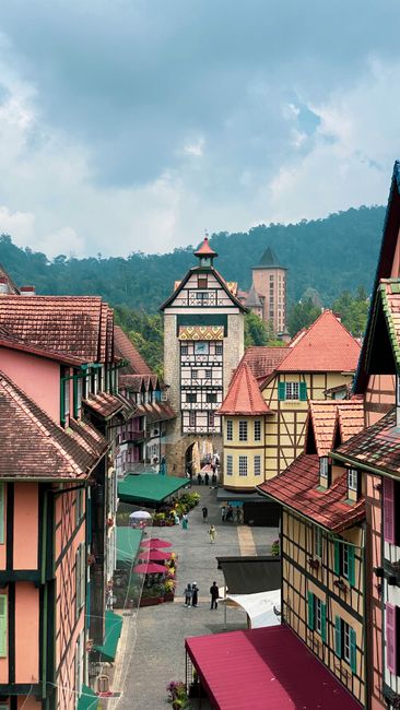 Detail Foto Pemandangan Bukit Tinggi Number 5