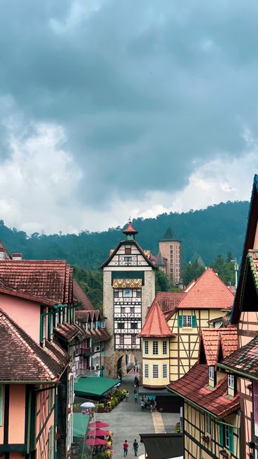 Foto Pemandangan Bukit Tinggi