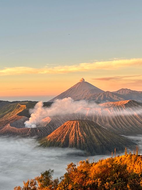 Detail Foto Gunung Bromo Saat Sunrise Number 19