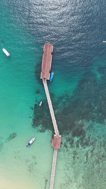 Detail Foto Aerial Pantai Pasir Putih Number 8