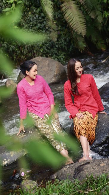 Detail Foto Pemandangan Curug Yang Indah Number 16