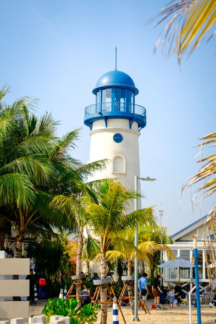 Detail Gambar Pantai Kartun Yang Indah Number 8