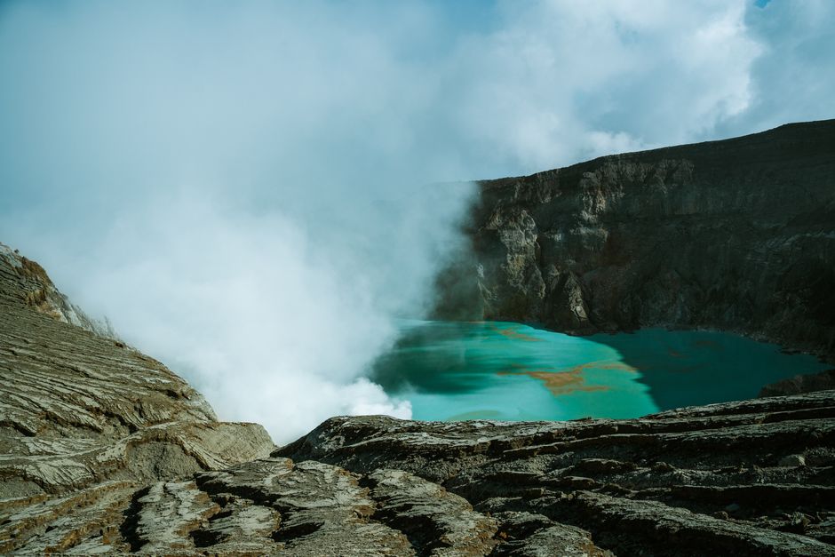 Detail Gambar Kawah Ijen Api Biru Number 15