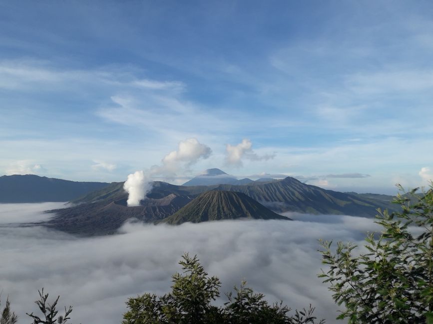 Detail Foto Pemandangan Kawah Bromo Number 14