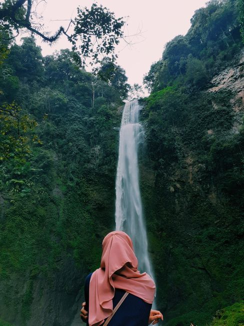 Foto Pemandangan Curug Yang Indah