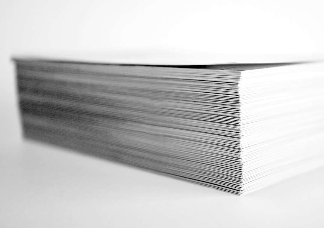 Druckerpapier Arbeitsblatt Stapel Im Buero Foto 8264