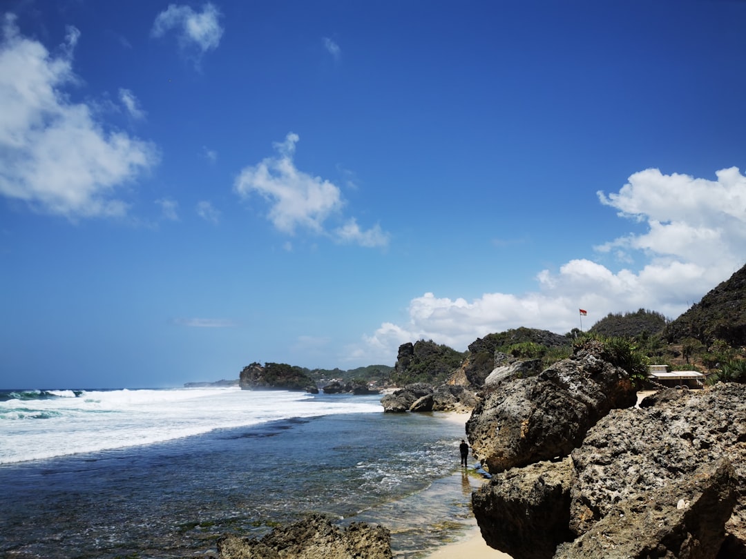 Detail Gambar Pantai Vintage Untuk Wallpaper Number 15
